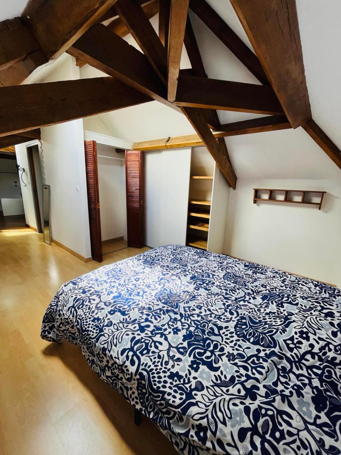 Logement 4 Pers - Coeur De Ville - Calme - Boite A Cle Arrivee Autonome A Partir De 16H00 Depart 11H00 Cholet Exterior foto